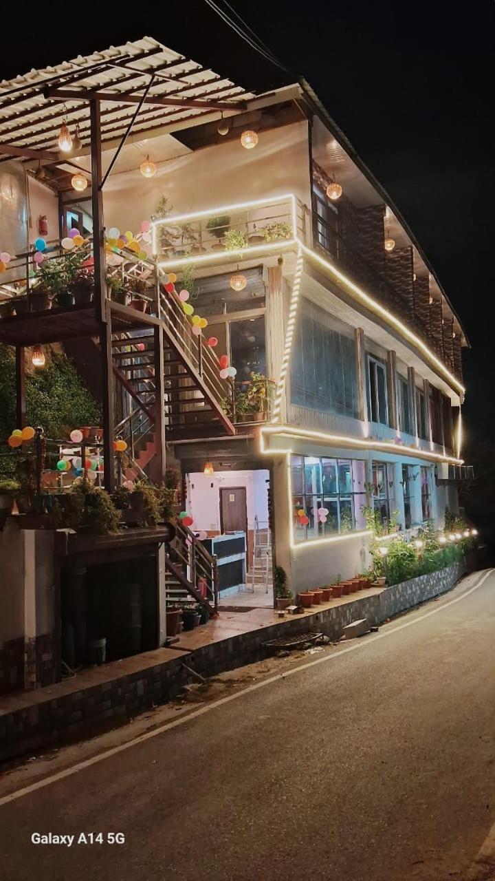 Sleeping Beauty Hotel Moutain View Property Joshimath Ngoại thất bức ảnh
