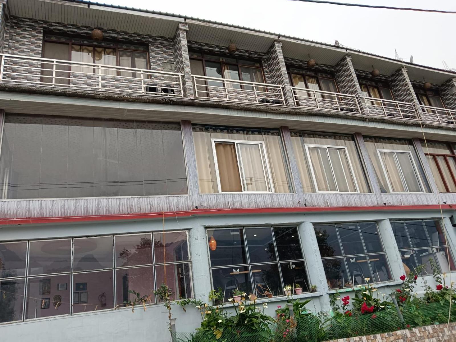 Sleeping Beauty Hotel Moutain View Property Joshimath Ngoại thất bức ảnh