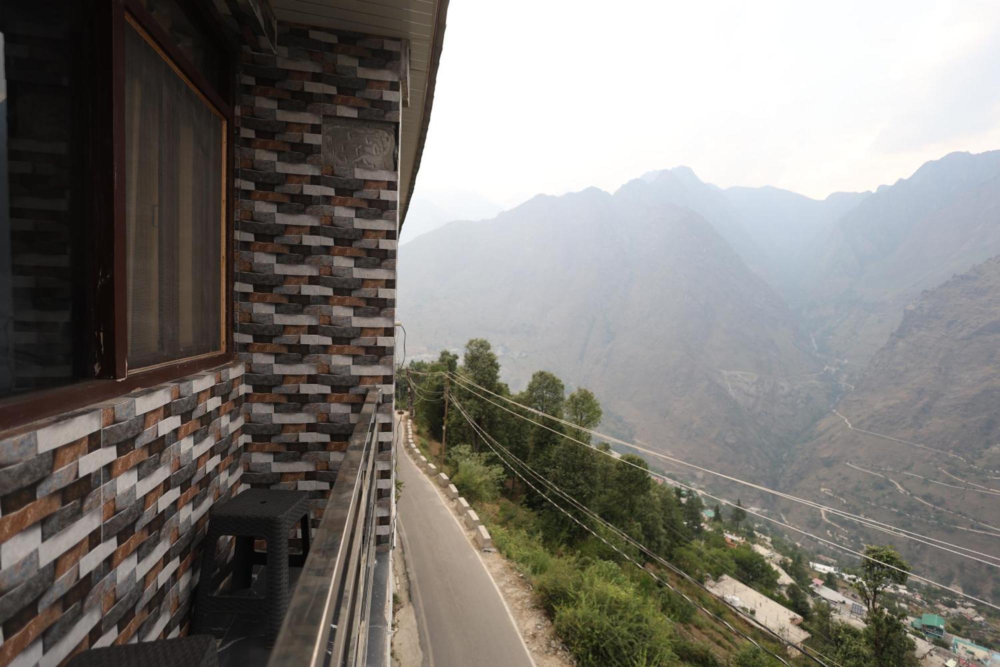 Sleeping Beauty Hotel Moutain View Property Joshimath Ngoại thất bức ảnh